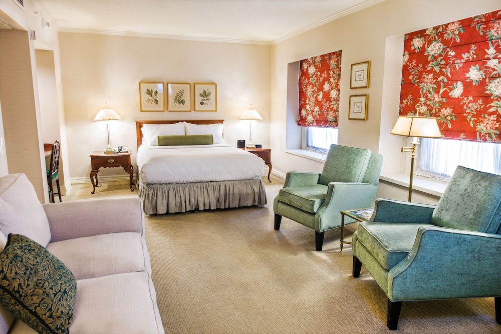 CLASSIC, QUEEN BED, ACCESSIBLE