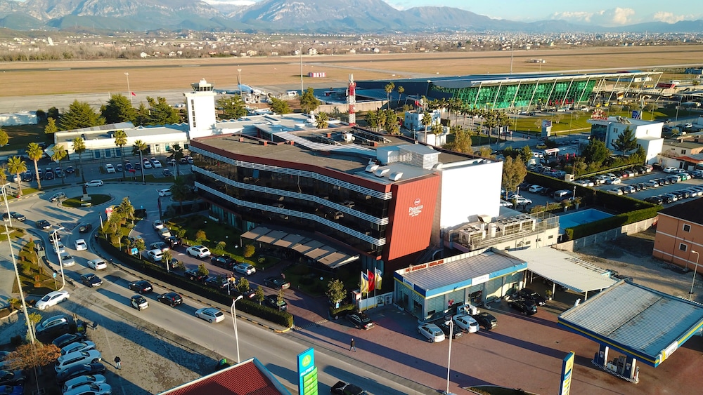 Best Western Premier Ark Hotel 24/32