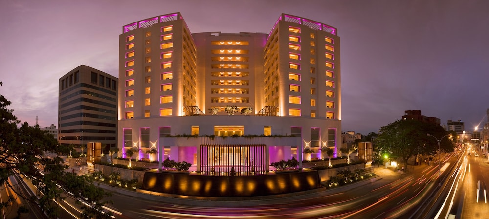 Pullman Chennai Anna Salai 1/44