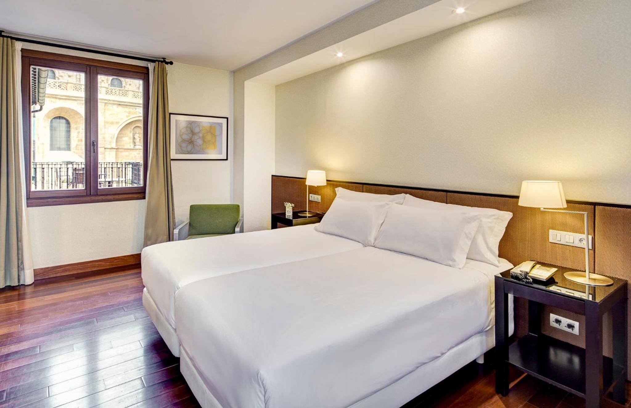 Room, Double Bed, Cathedral View