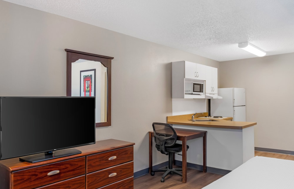 Extended Stay America - El Paso - West 43/54