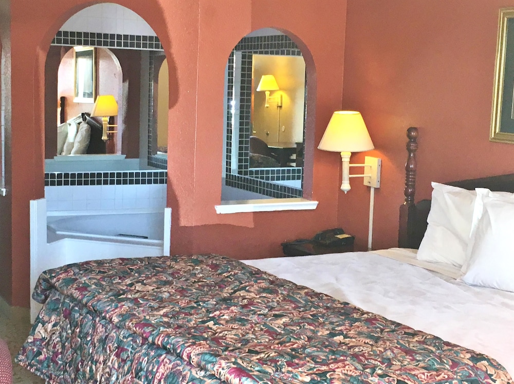 Americas Best Value Inn Longview 6/16