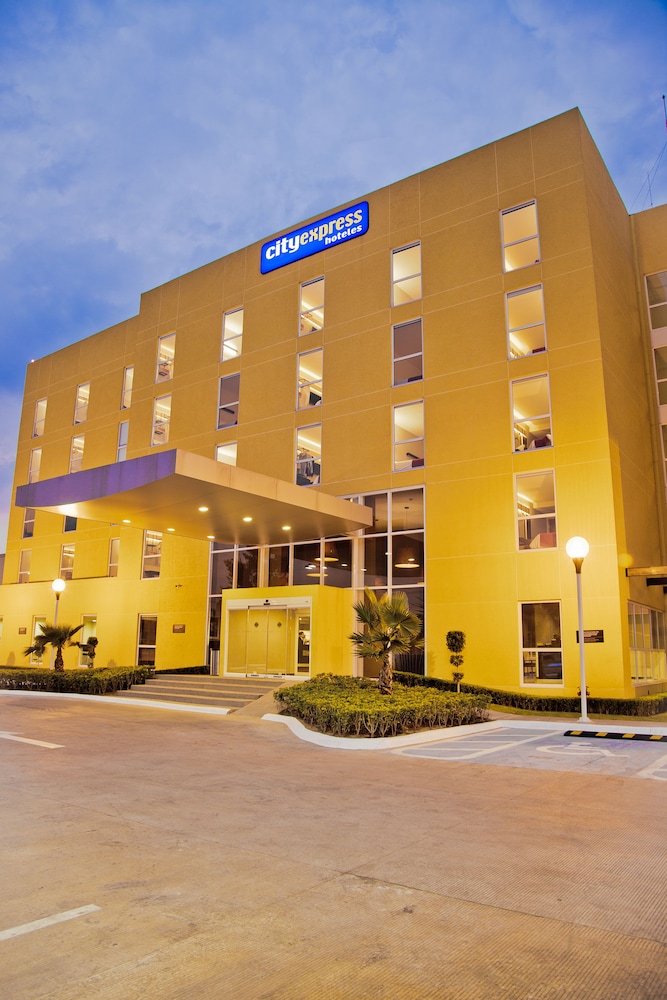 City Express by Marriott Ciudad de Mexico Plaza Central 1/50
