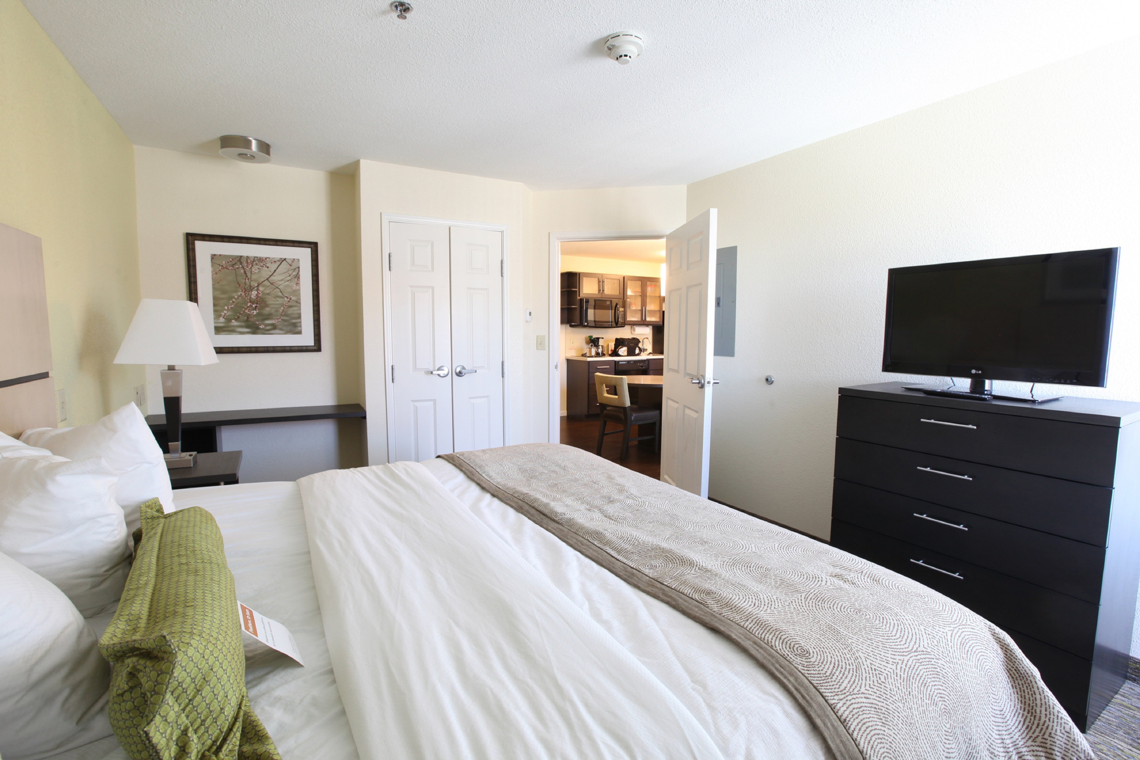 Candlewood Suites St. Joseph 13/54