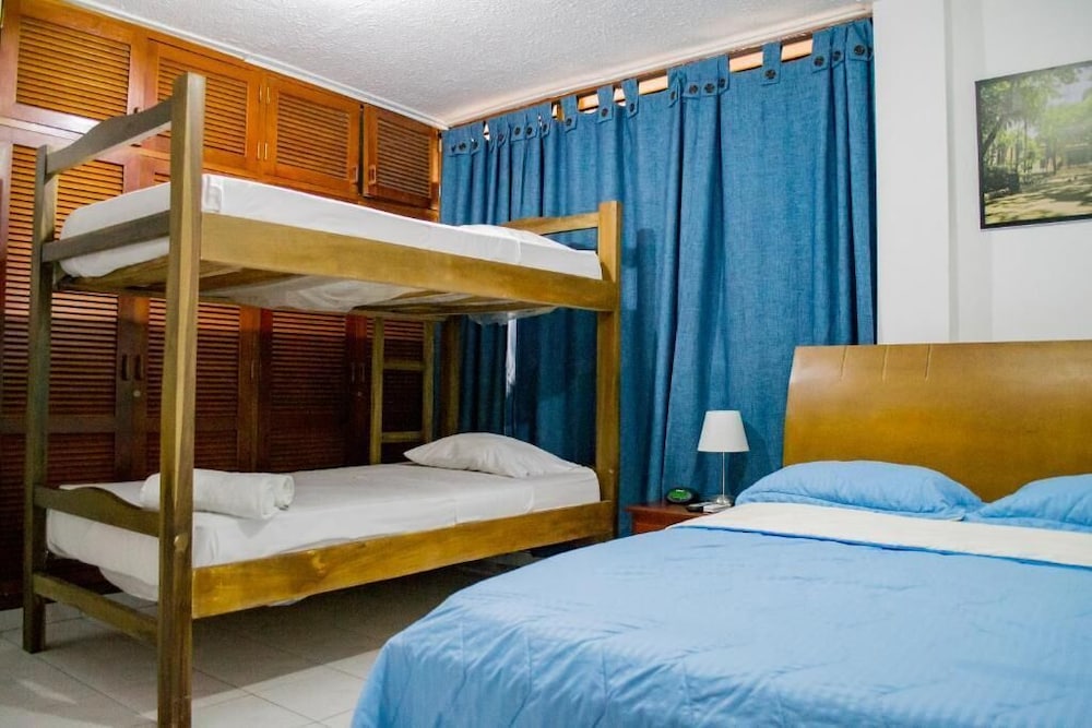 Economy, 1 Double and 2 Bunk Beds
