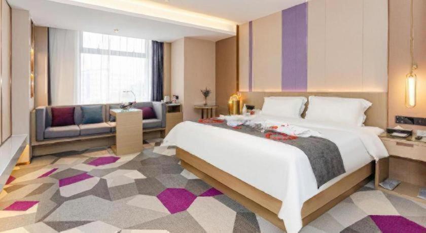 Lavande Hotel (Shenzhen Luohu Shuibei Cuizhu Metro Station) 23/48