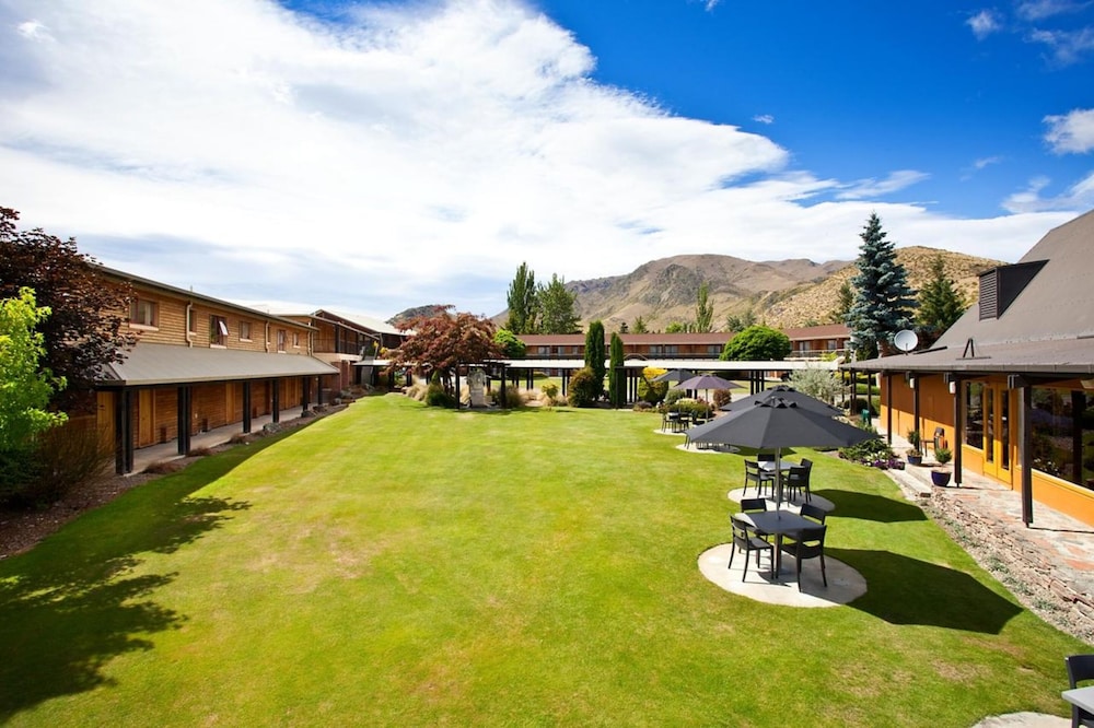 Heritage Gateway Hotel 47/55
