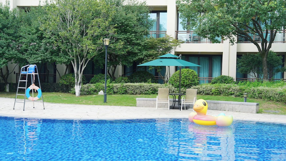 C&D Resort Wuyishan 39/47