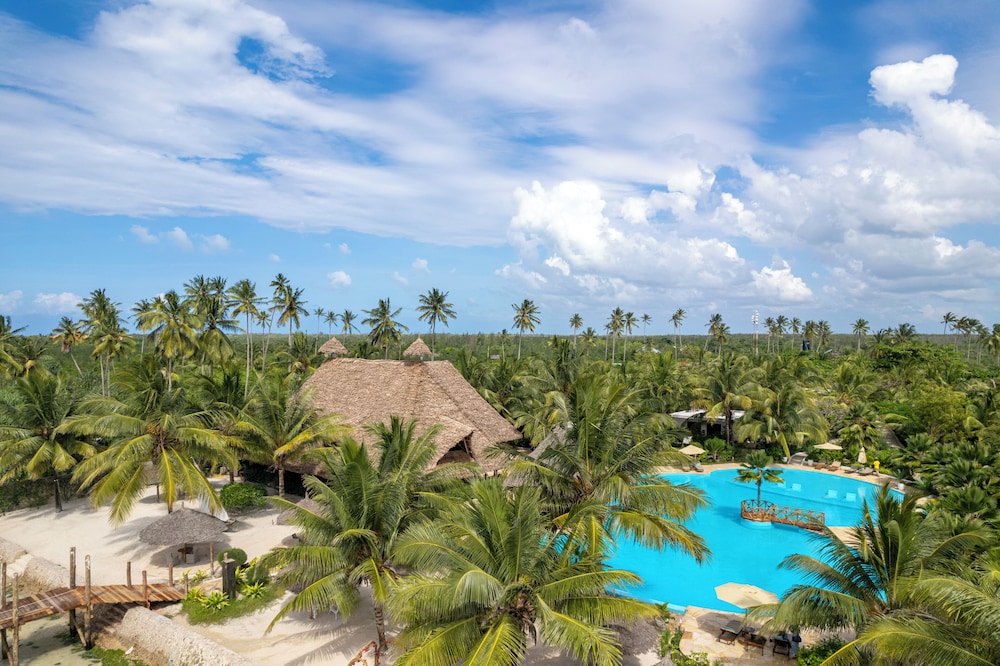 White Paradise Zanzibar 57/61