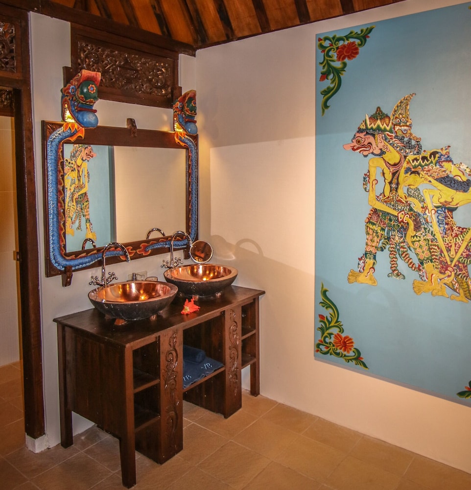 Villa Borobudur Resort 60/83