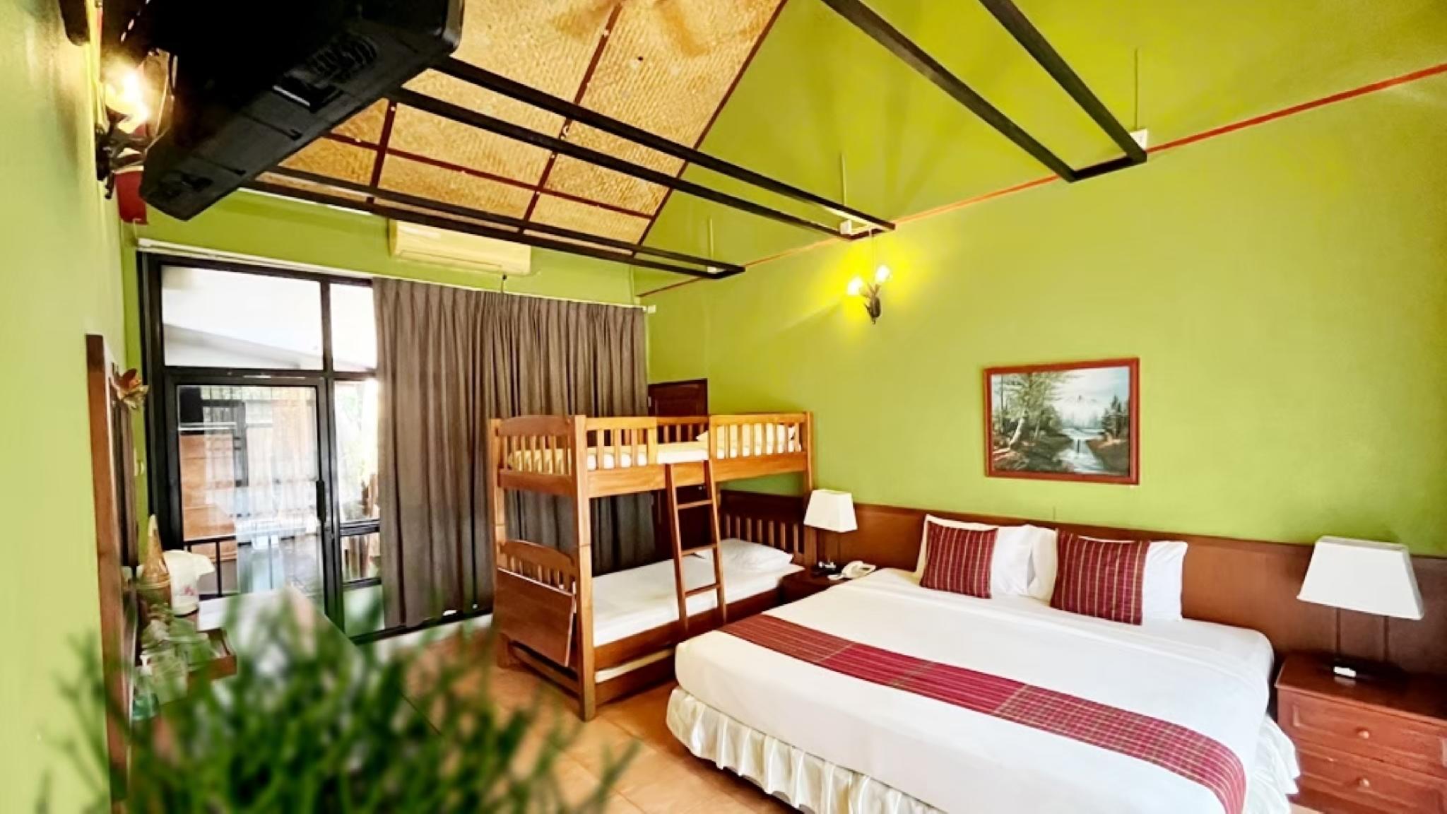 Big Garden, Bunk Bed