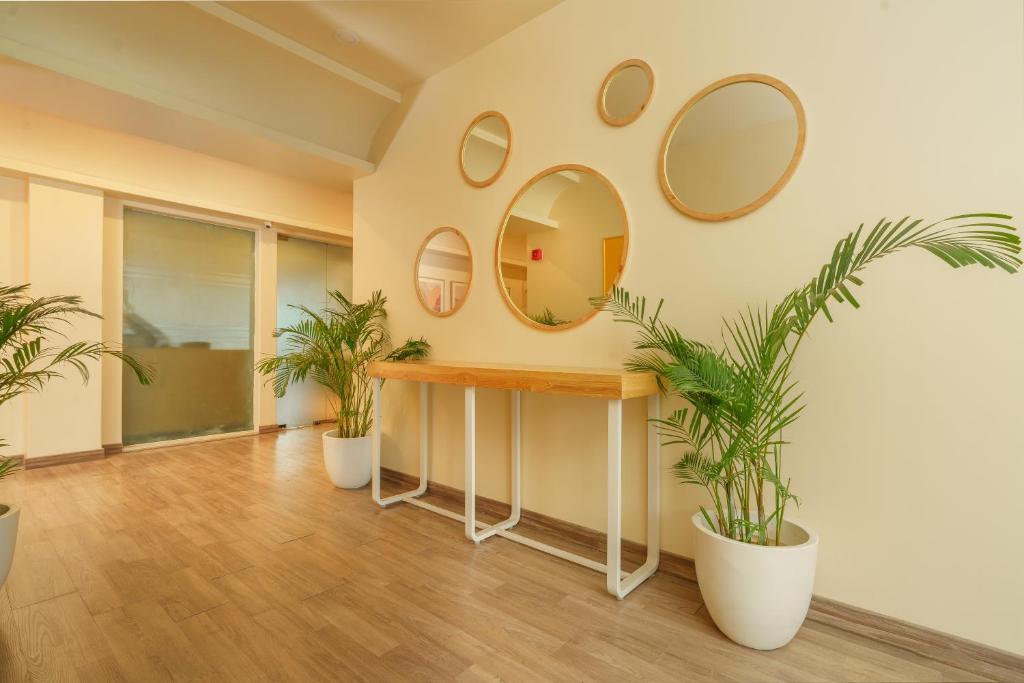 Bloom Hotel - Sector 62 7/17