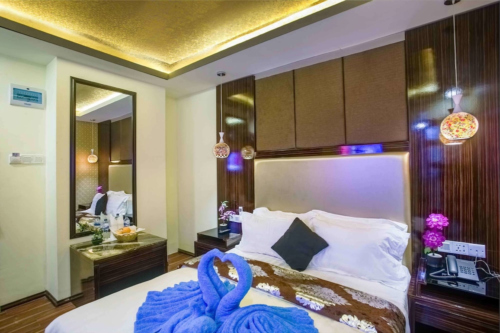 Hotel Noorjahan Grand 24/46