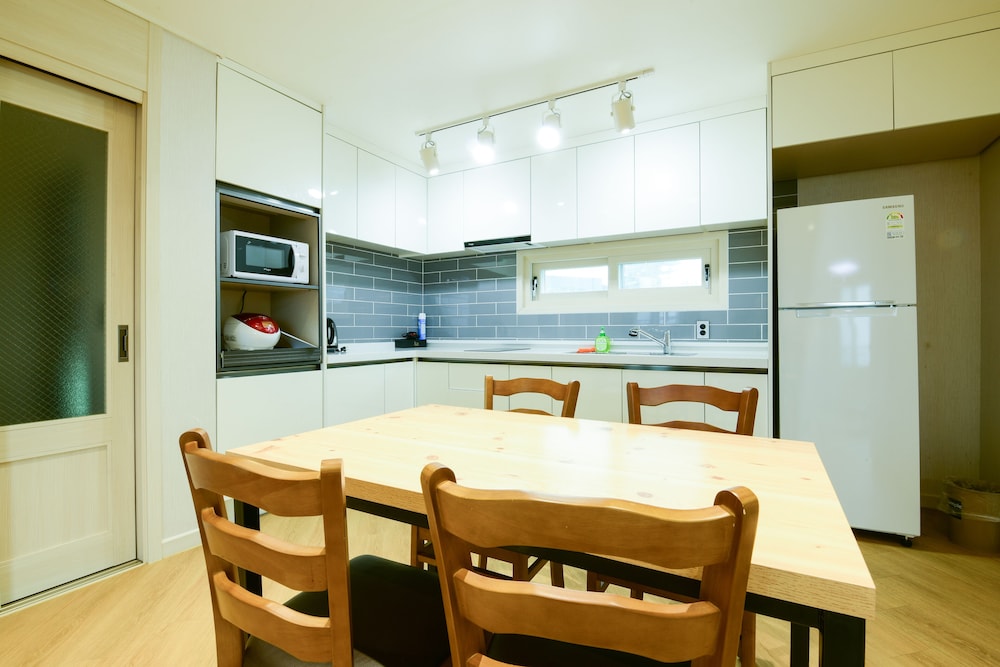 Jnb Family Hotel 37/50