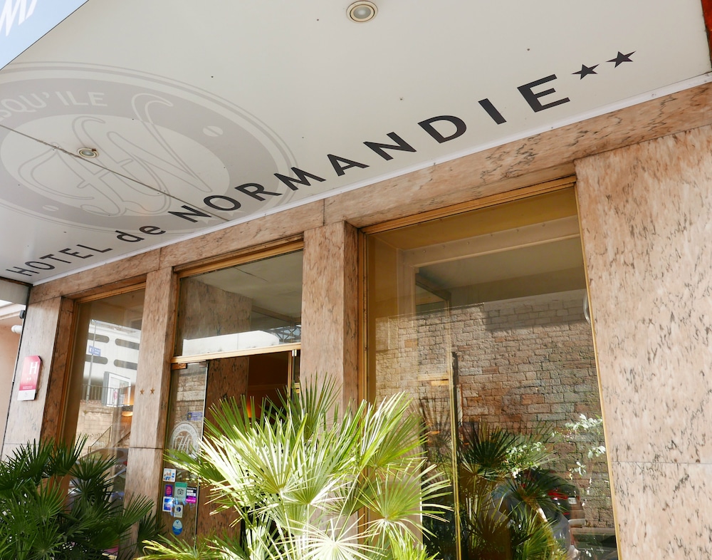 Hotel de Normandie 10/45