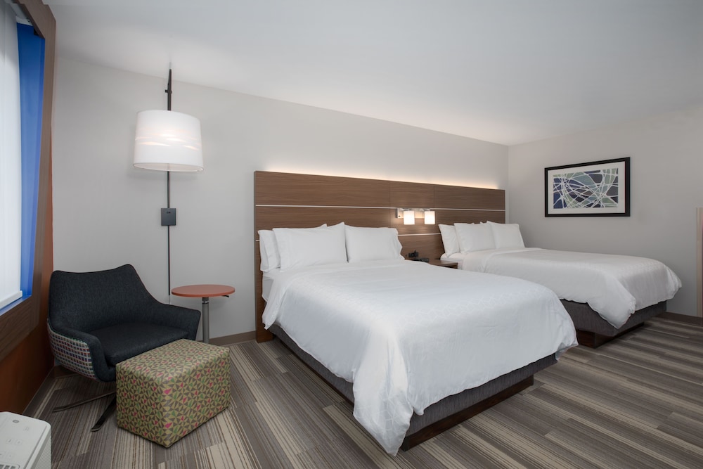 Holiday Inn Express and Suites Sioux City North Event Center an IHG Hotel 25/70