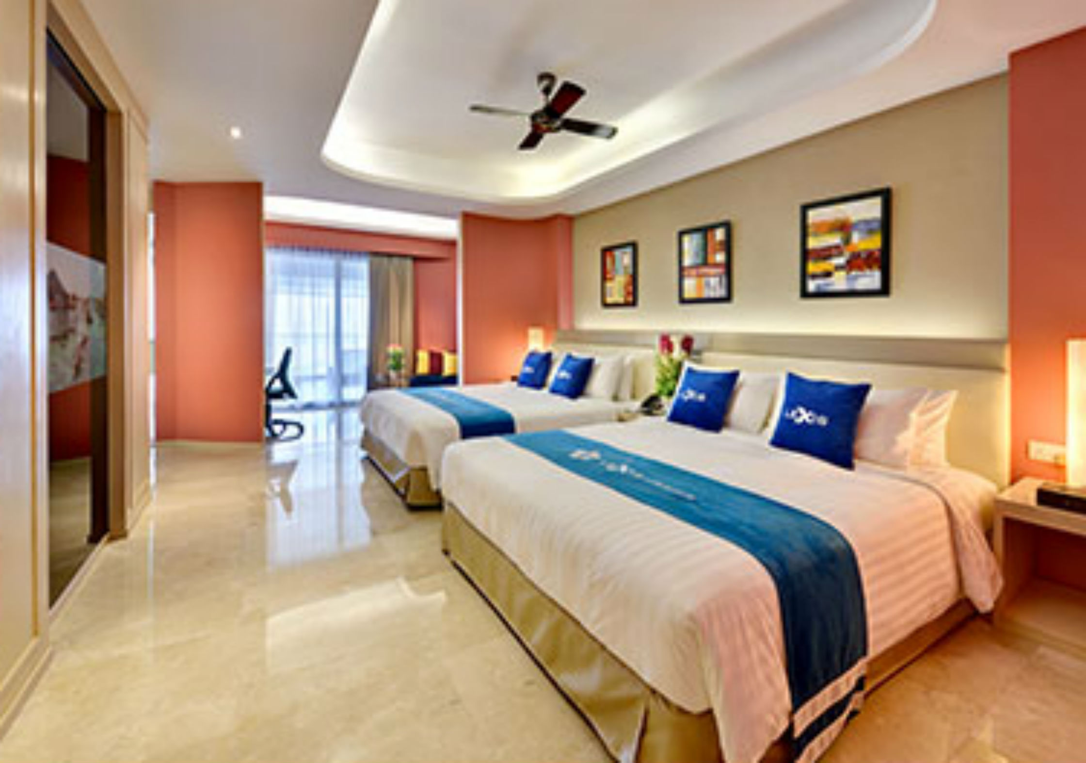 Skypool, Villa