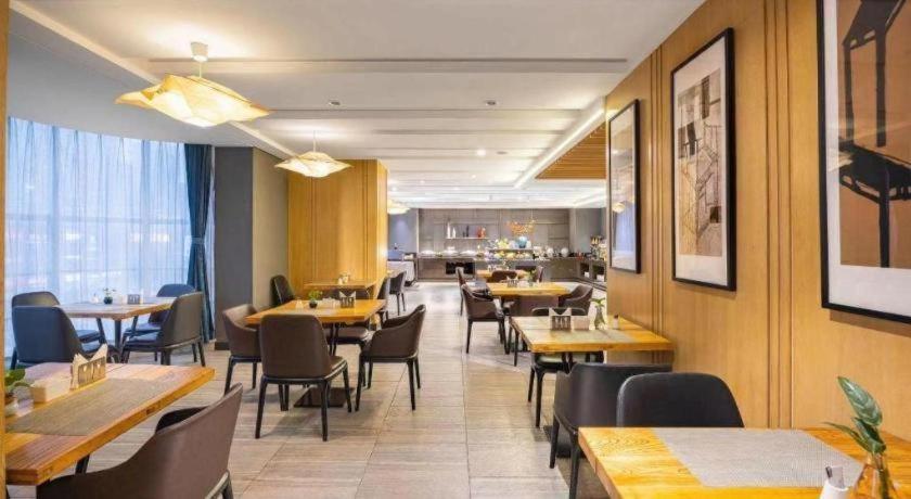 Yitel Hotel (Shenyang Sanhao Street Shengjing Hospital Branch) 40/50