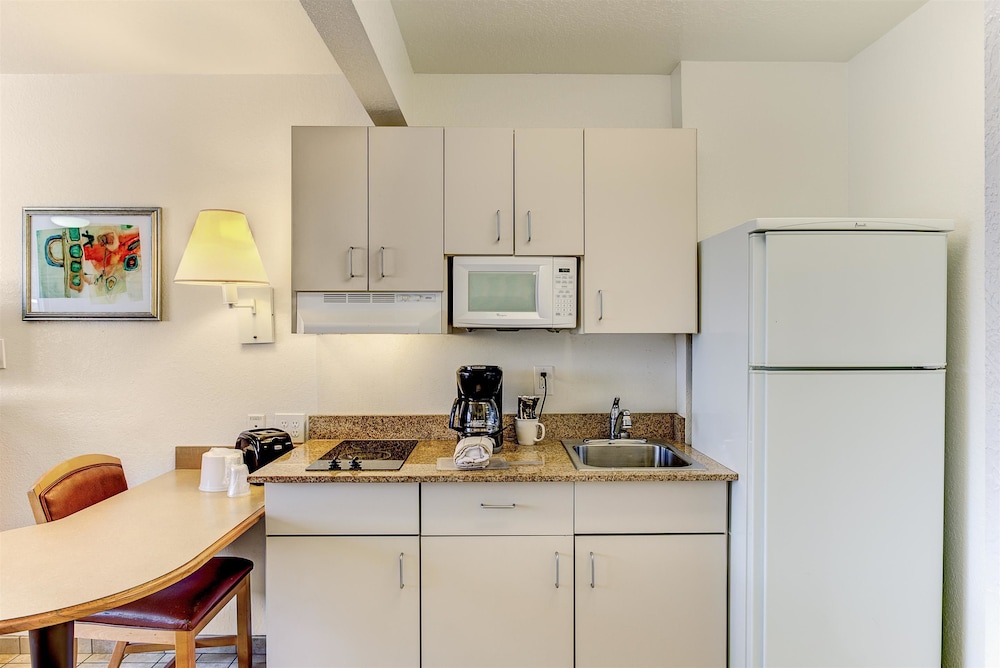 Studio 6 Extended Stay - Kissimmee, FL - Orlando 22/31