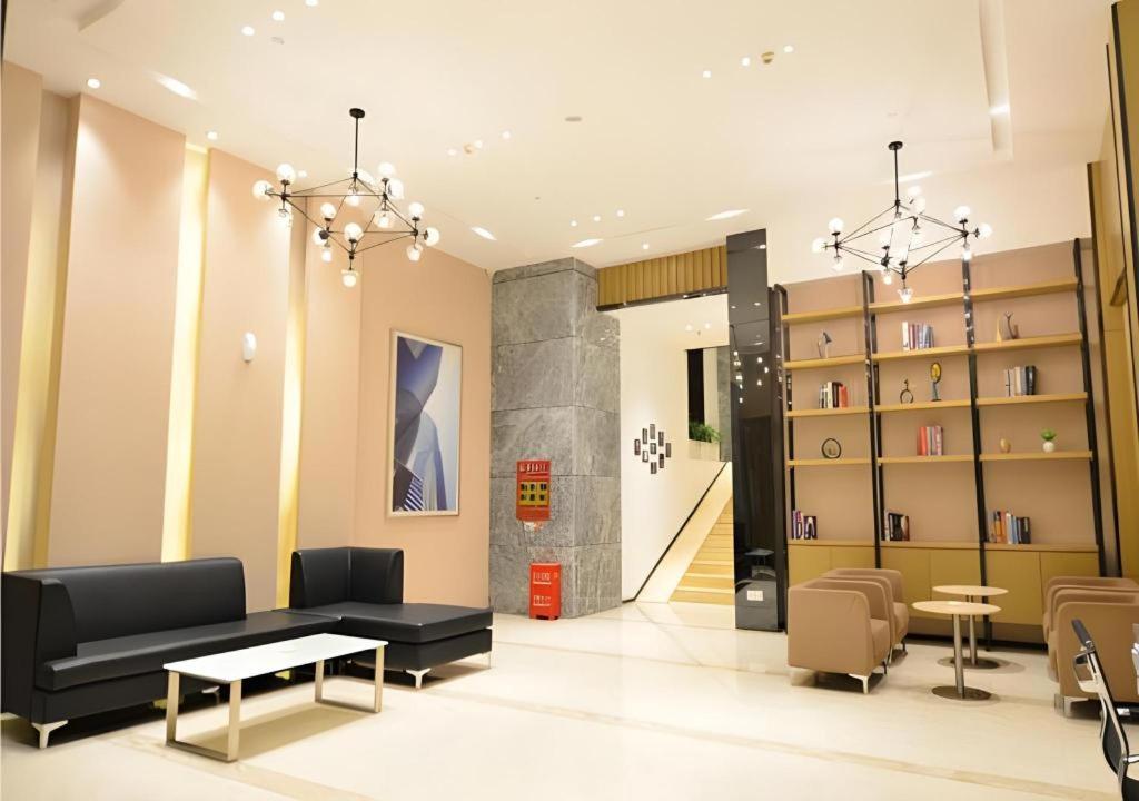 City Comfort Inn Huanggang Qichun Exhibition Center 36/50