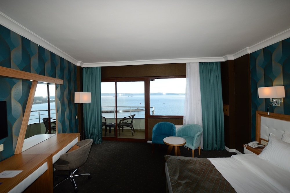 Akol Hotel 15/50