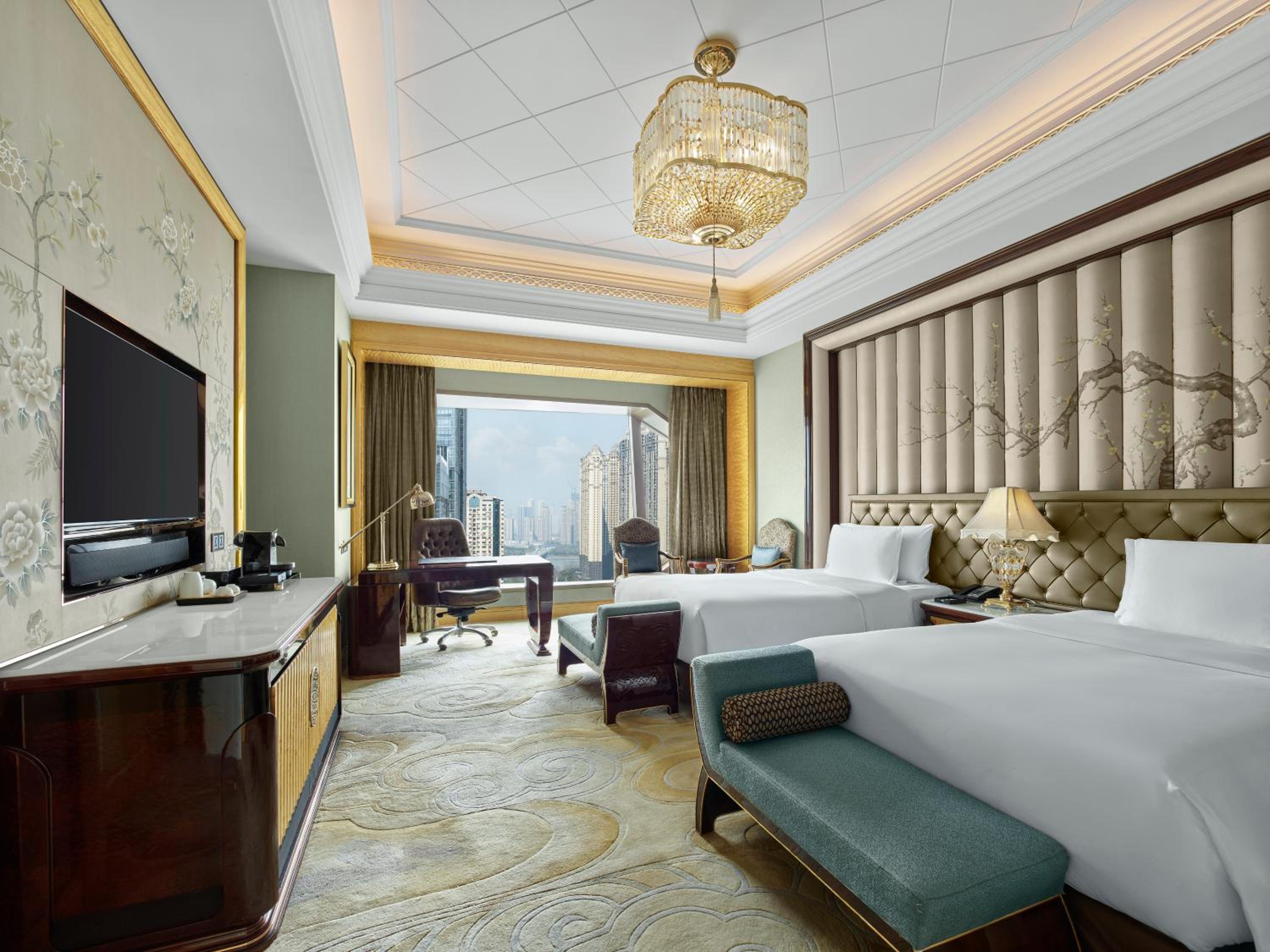 Room, Twin Beds, Lake View