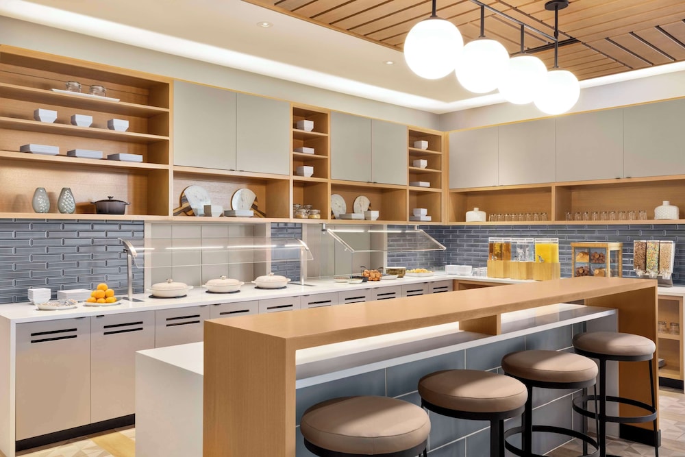 Hyatt Place Columbus/Polaris 23/37