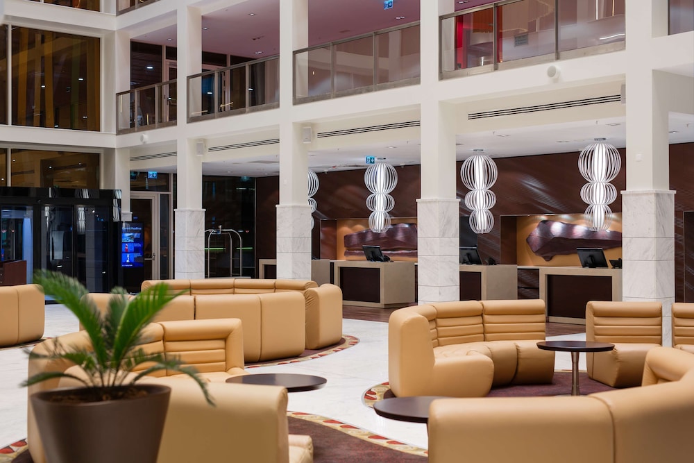 Radisson Blu Hotel And Convention Center 45/71