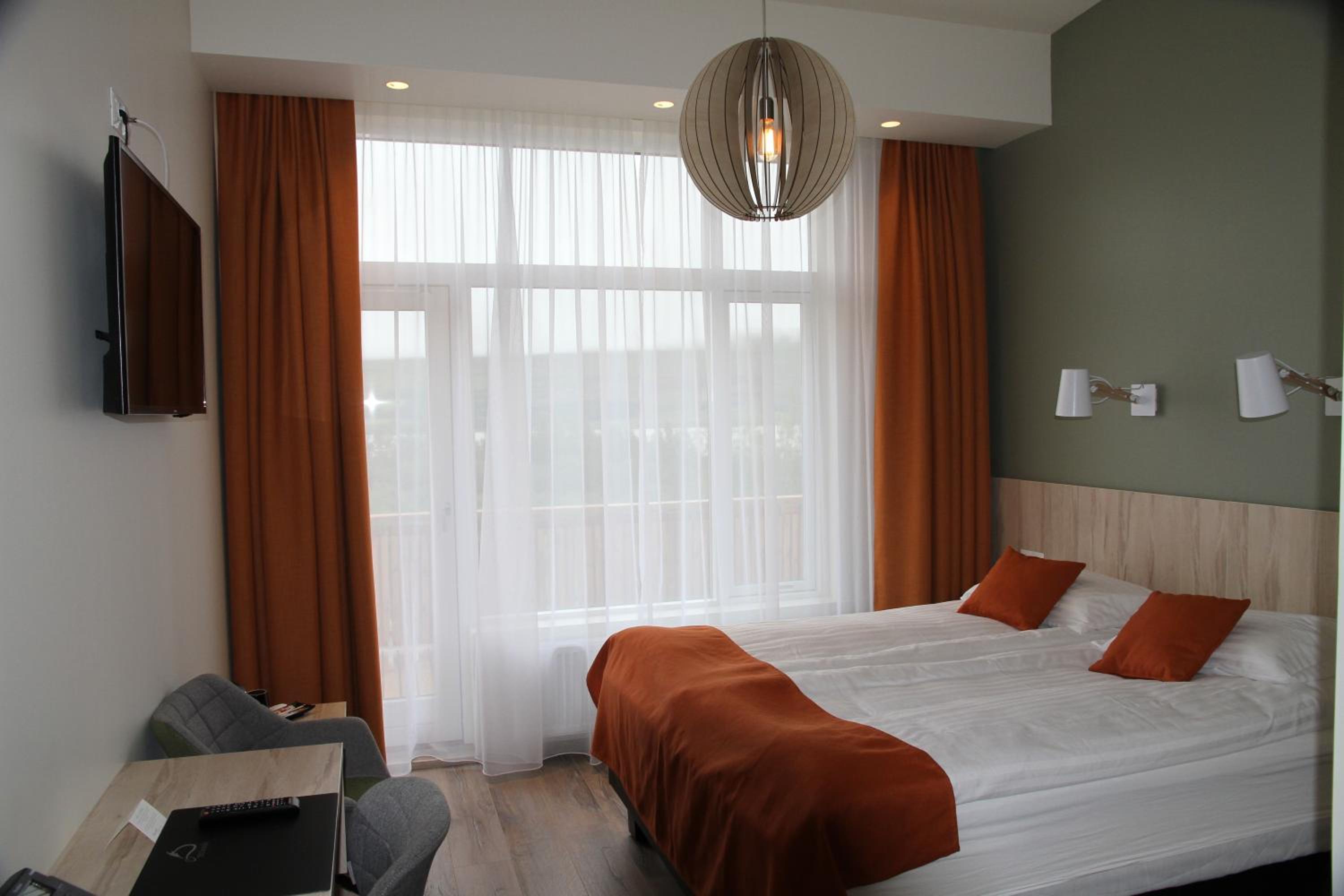Room, Double Bed, Lake View