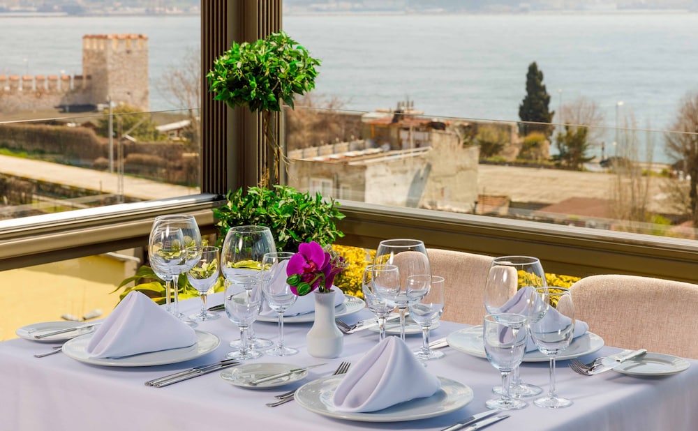Amiral Palace Boutique Hotel 60/74