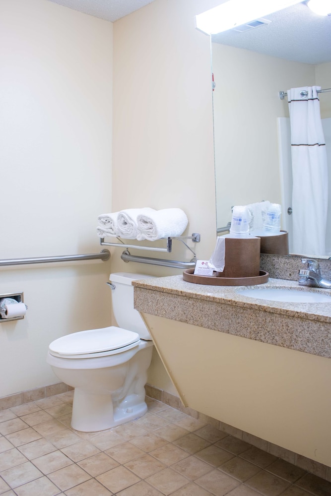 Best Western Plus Richmond Hill Inn 14/53