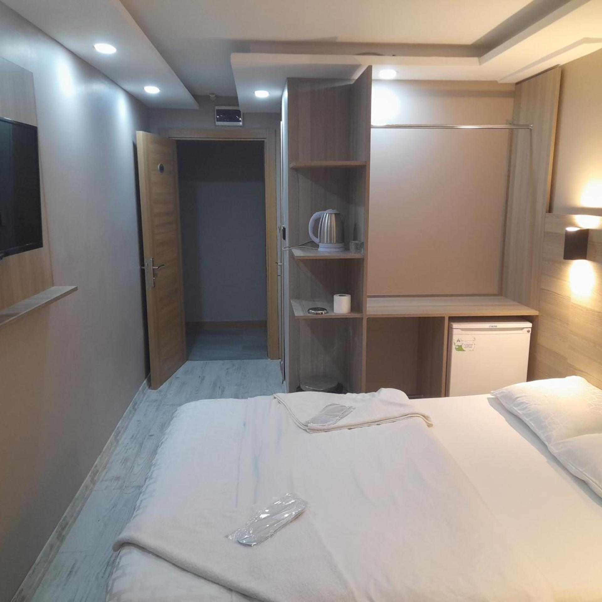 Moon Suit Otel 16/37