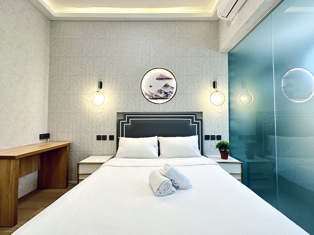 Kam Leng Hotel 4/17
