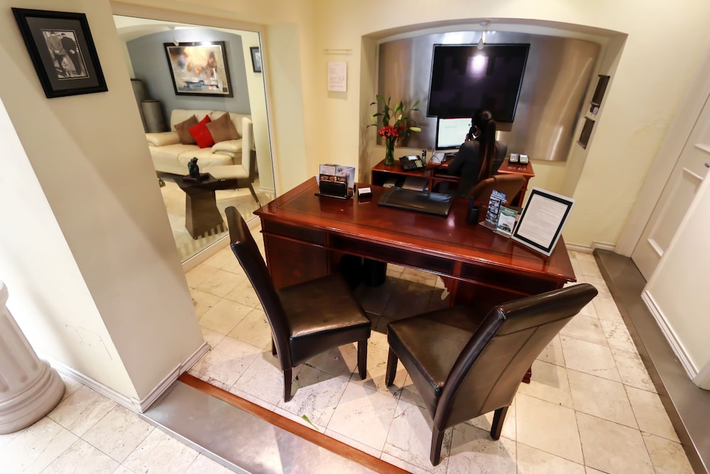 Hotel Casa Torres 39/45