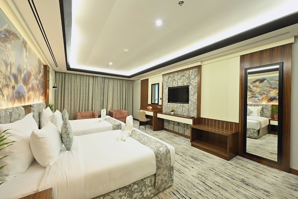Pavilion Palace Hotel 16/43