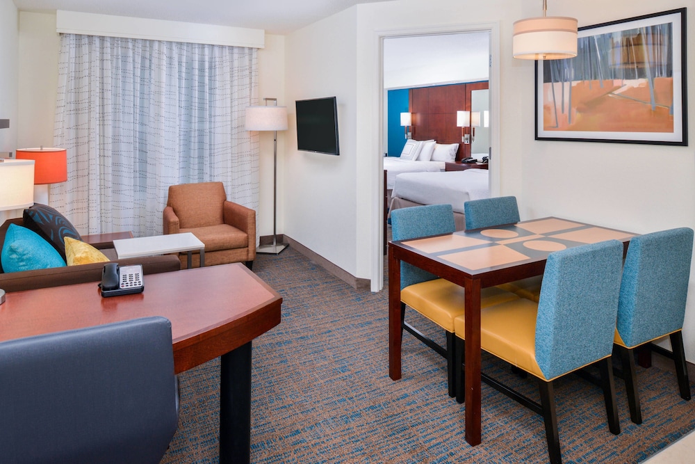 Residence Inn by Marriott Harrisonburg 38/52