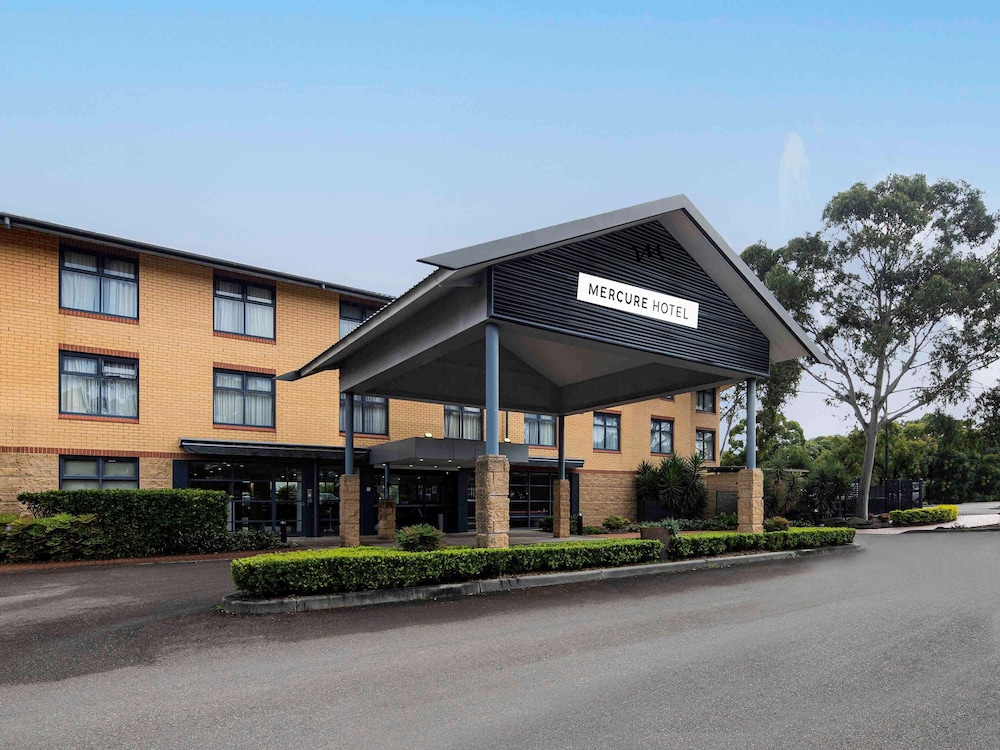 Mercure Sydney Blacktown 7/72