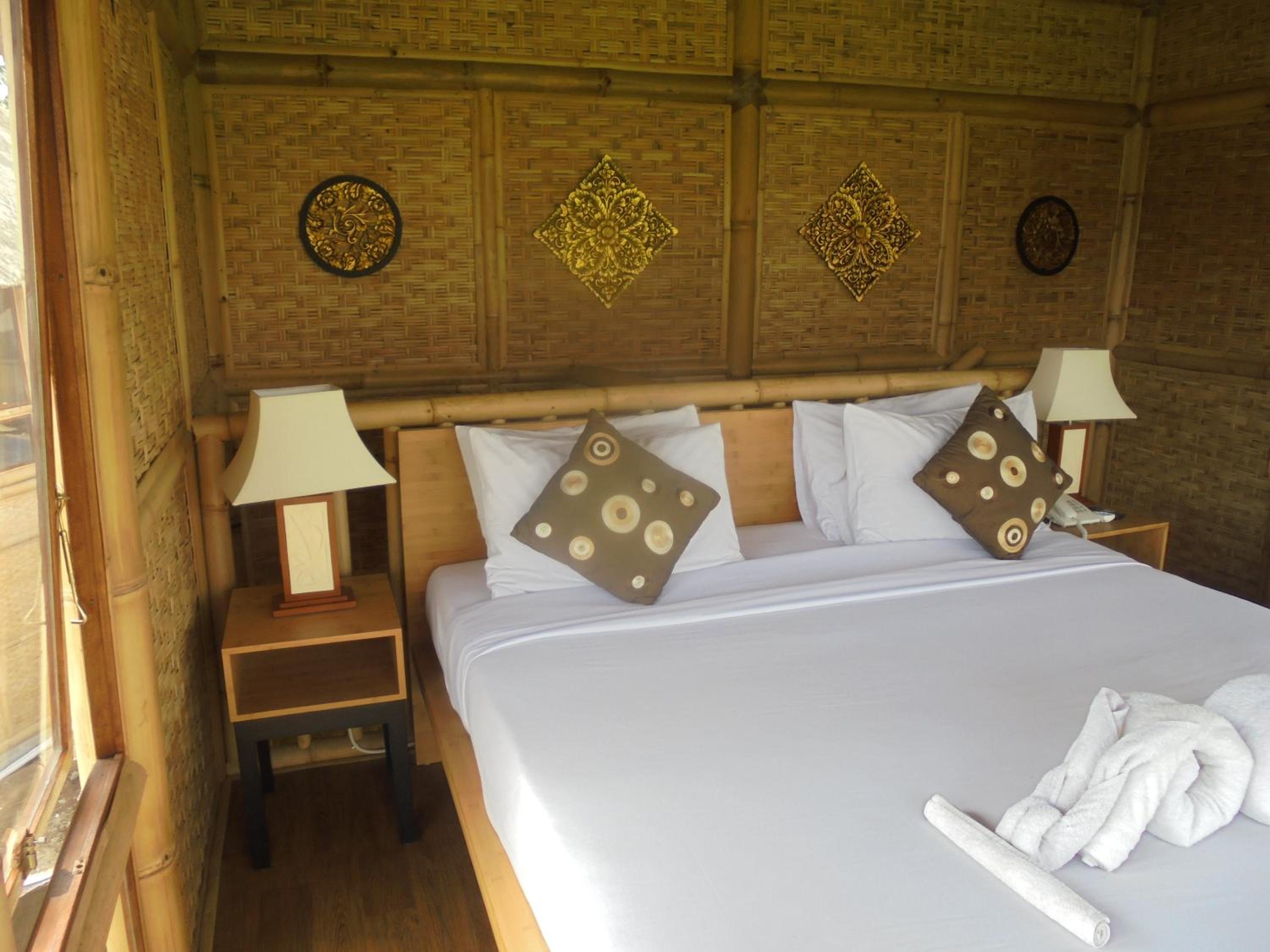 1 Bedroom, Bamboo House, King Bed, Rice Field View