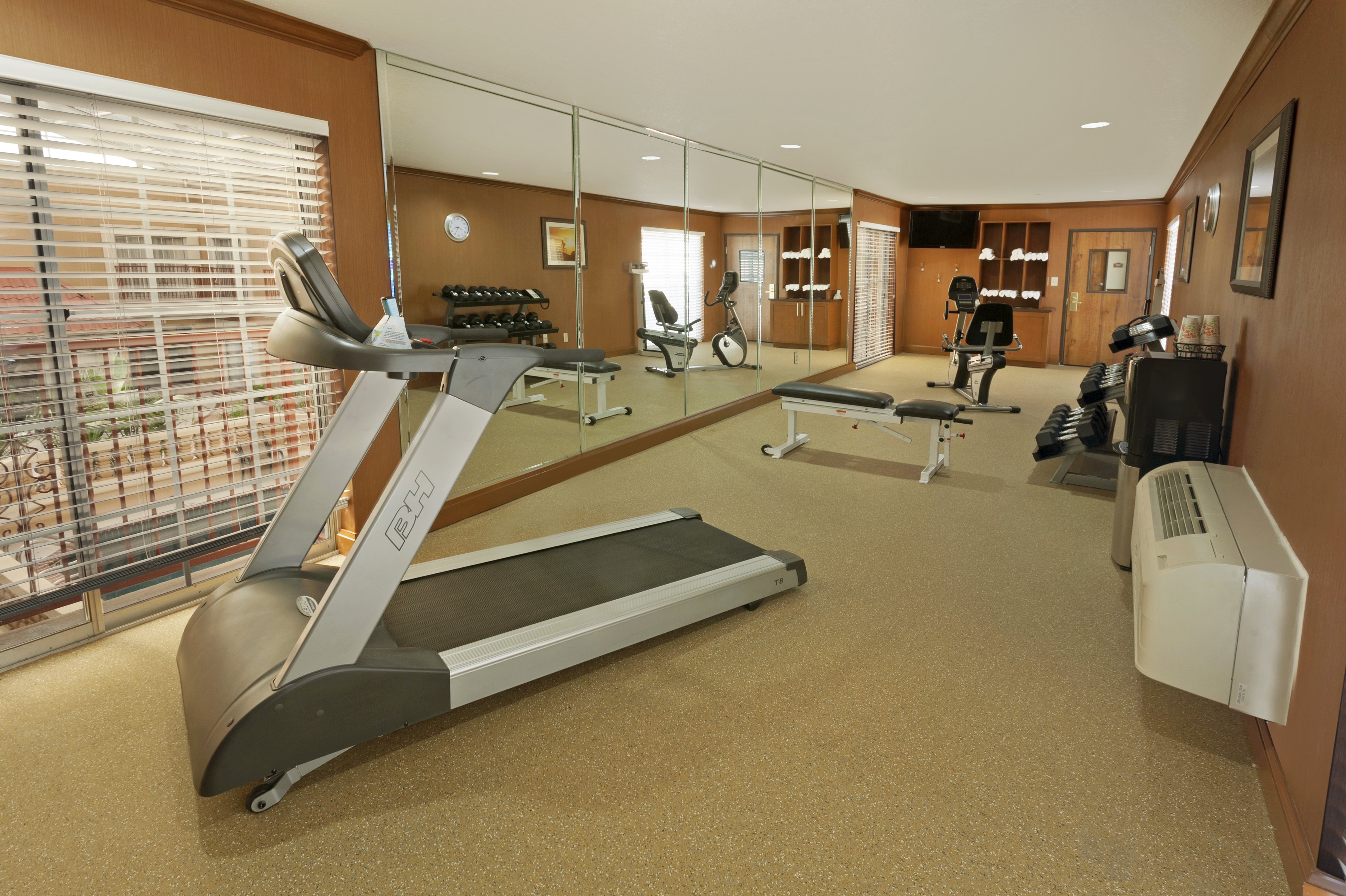 Best Western Plus Atrium Inn 14/26