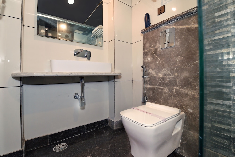 Hotel Blue Pearl Paharganj 48/50
