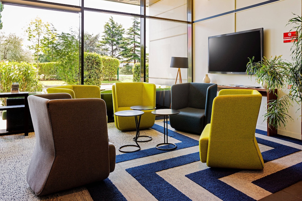 COURTYARD BY MARRIOTT TOULOUSE AIRPORT 35/37