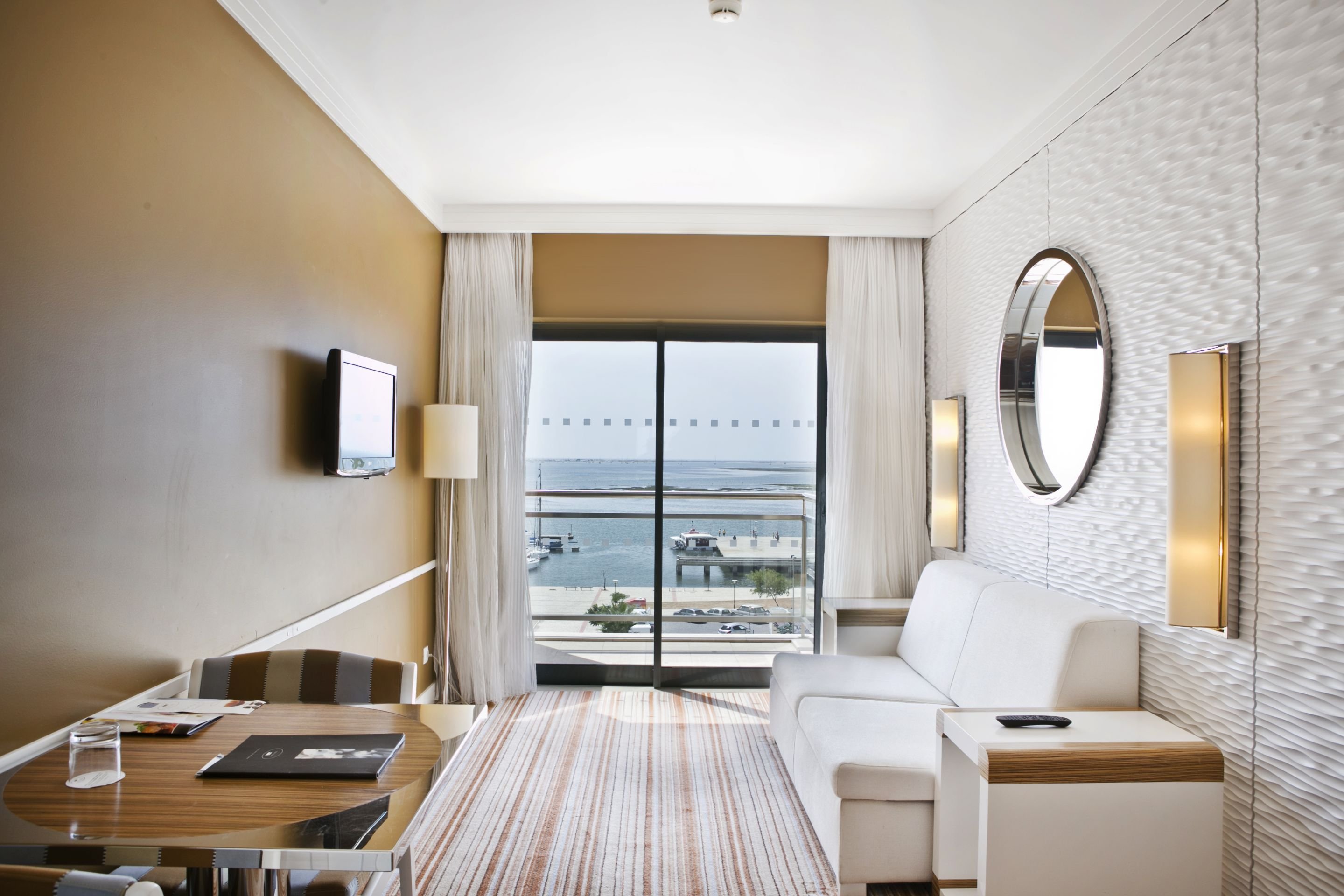 Real Marina Hotel & Spa 27/83