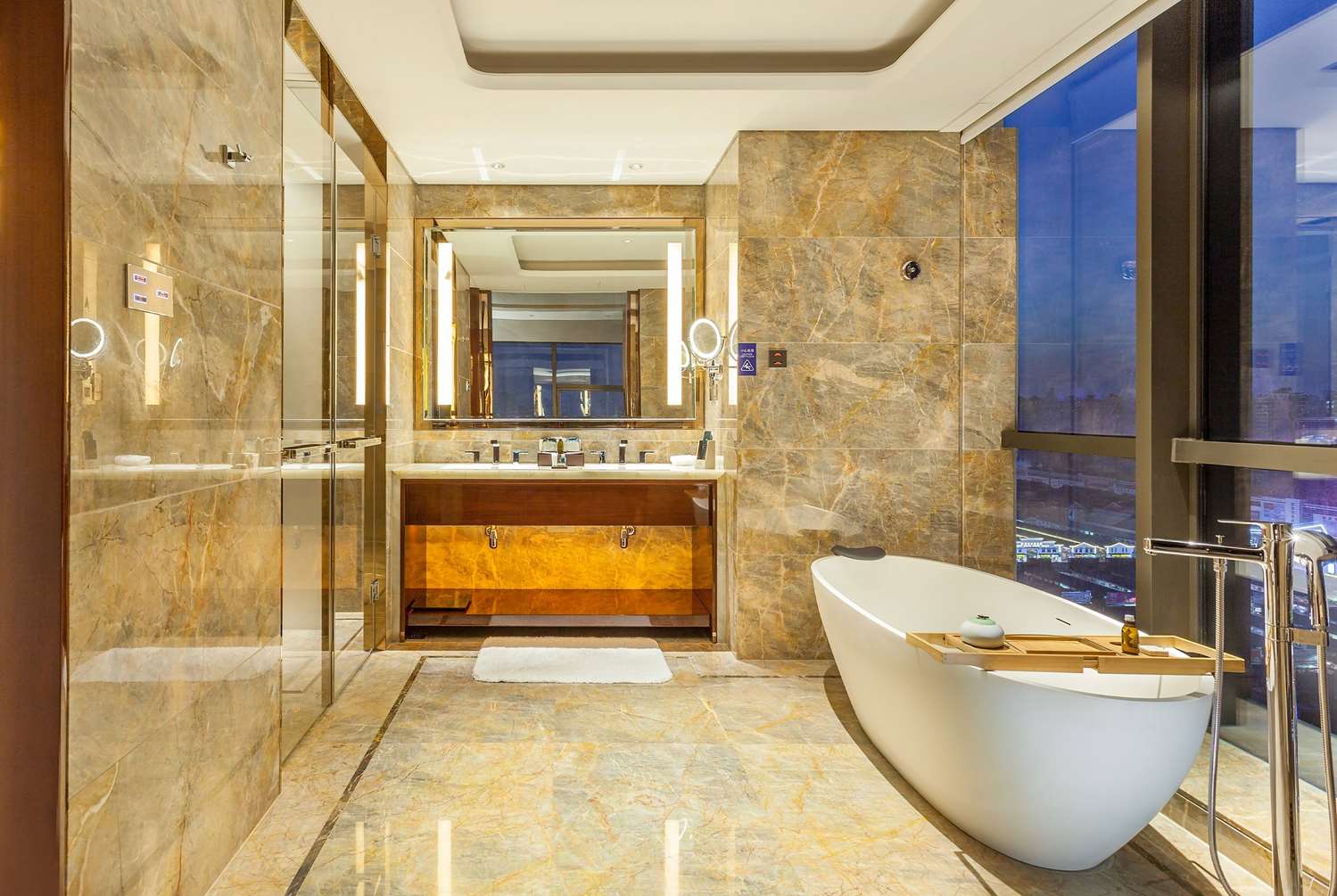 Howard Johnson by Wyndham Huachen Plaza Changsha 10/10