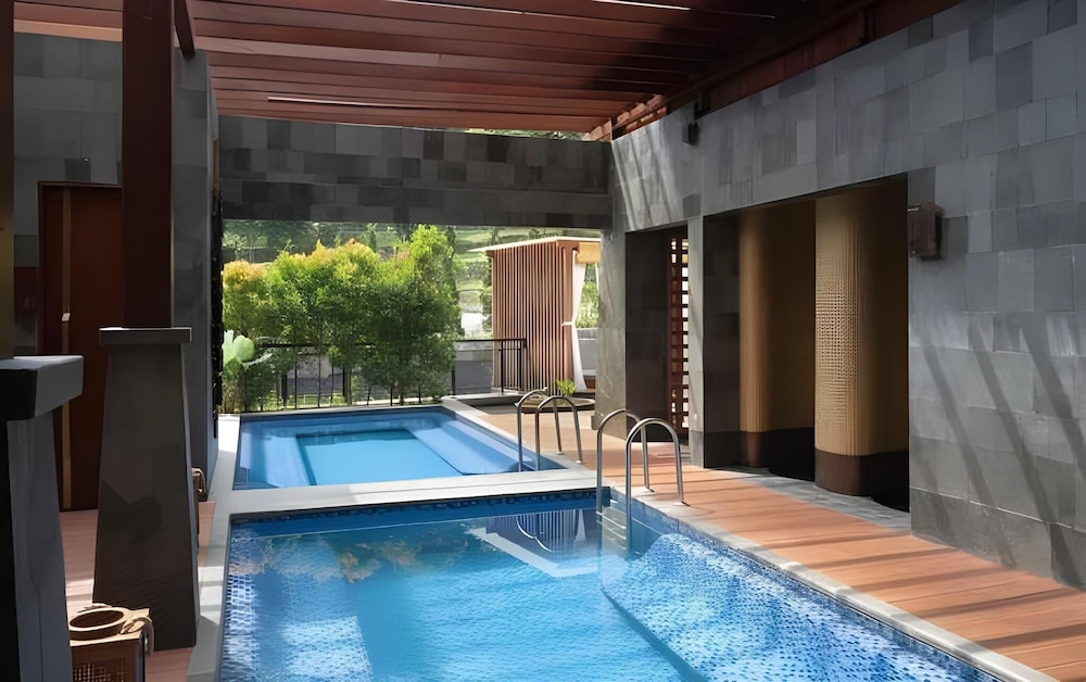 JSI Resort 30/56
