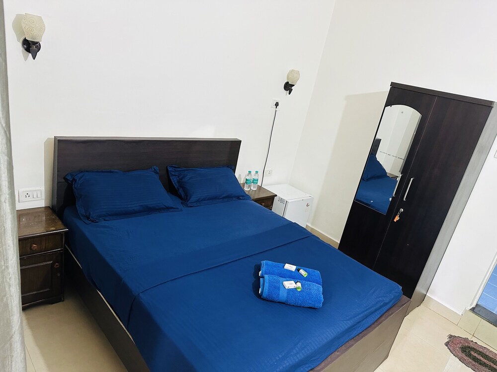 Swati Hotel 18/72