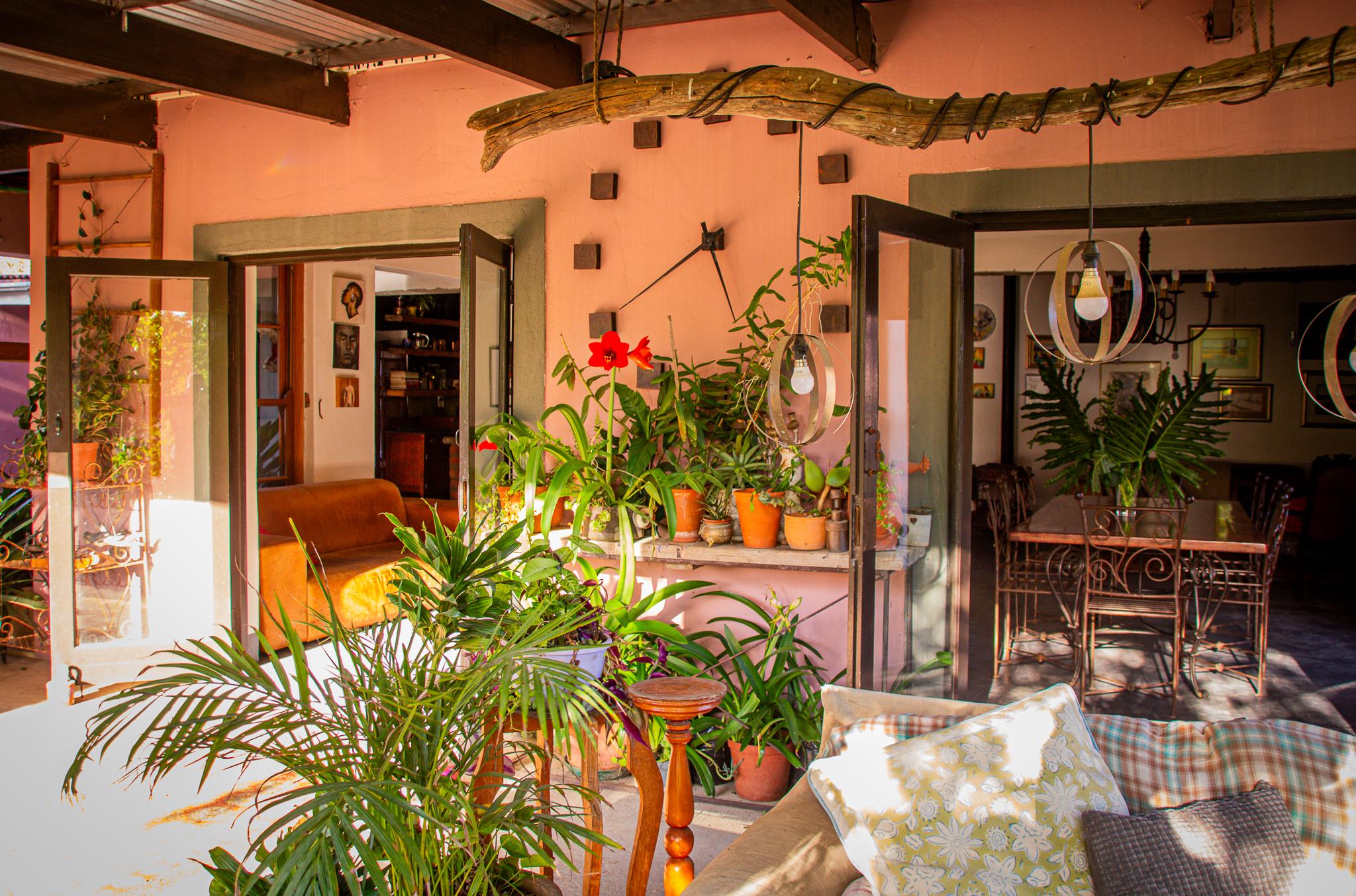Ebonymoon Guest House & Studio 7/32
