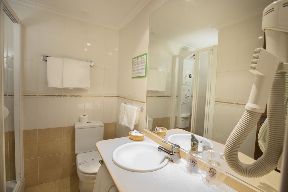 Hotel Reyes Catolicos 13/39