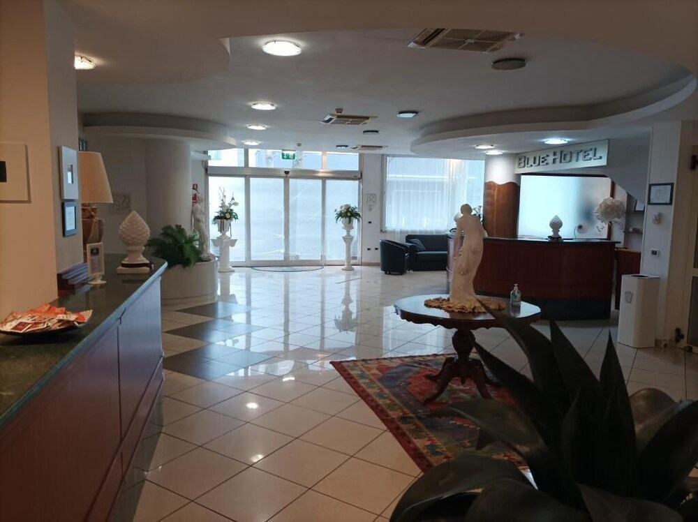 lobby