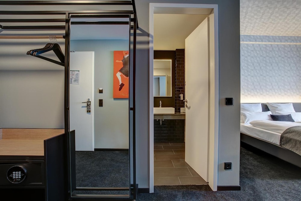 Vienna House Easy by Wyndham Dortmund 57/57
