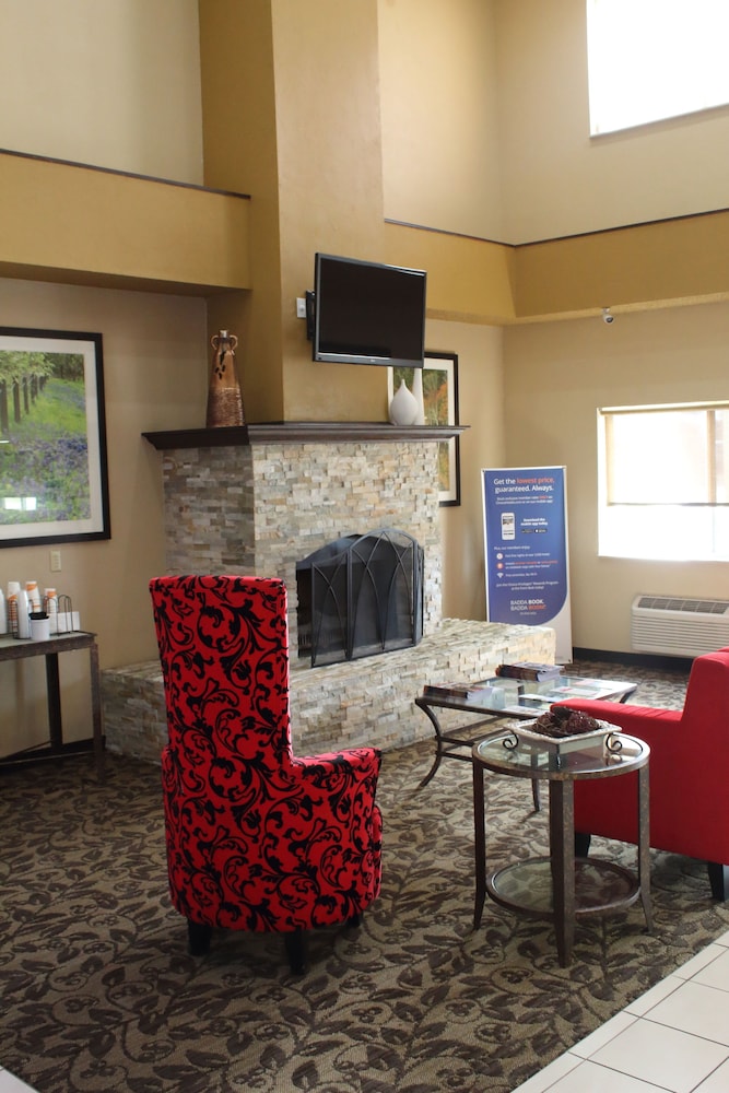 Comfort Suites Longview North 37/55